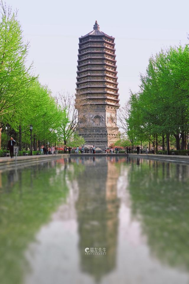 北京慈寿寺塔照片（藏在玲珑公园里的慈寿寺塔）(1)
